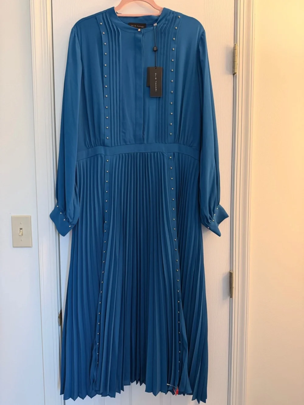 NWT Elie Tahari The Alania Pleated Midi-Dress Blue Stone Color, Size 16 - Picture 2 of 11